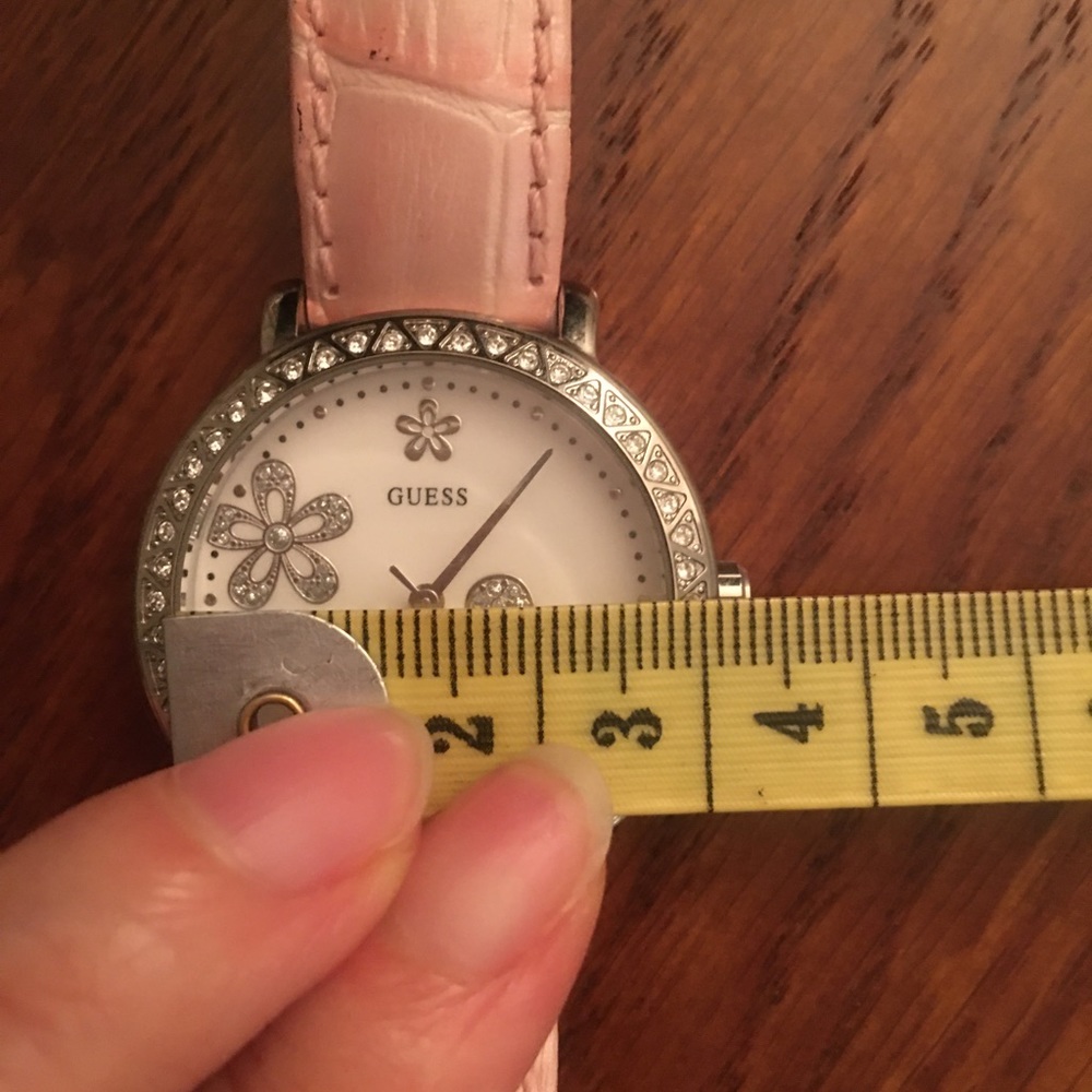 Guess pink watch - Picture 4 of 4